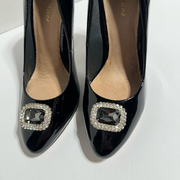 Maiden Lane heels. - Picture 2 of 7